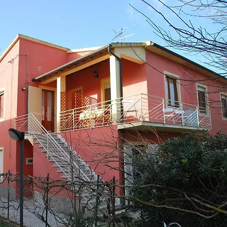 Mare - Terrazza, Giardino Attrezzato E Area Parcheggio Марина-ди-Кампо