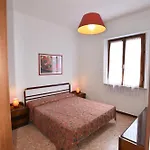 Mare - Terrazza, Giardino Attrezzato E Area Parcheggio アパート