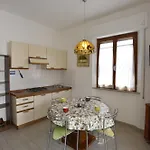 アパート Mare - Terrazza, Giardino Attrezzato E Area Parcheggio