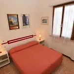 Mare - Terrazza, Giardino Attrezzato E Area Parcheggio