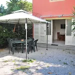 Mare - Terrazza, Giardino Attrezzato E Area Parcheggio * マリーナ・ディ・カンポ