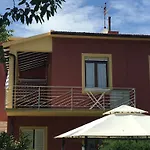 Mare - Terrazza, Giardino Attrezzato E Area Parcheggio アパート マリーナ・ディ・カンポ