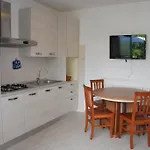 Mare - Terrazza, Giardino Attrezzato E Area Parcheggio アパート *
