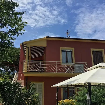Mare - Terrazza, Giardino Attrezzato E Area Parcheggio 아파트